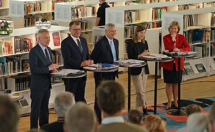 Pekka Haavisto, Juha Sipilä, Antti Rinne, Li Andersson ja Anna-Maja Henriksson.