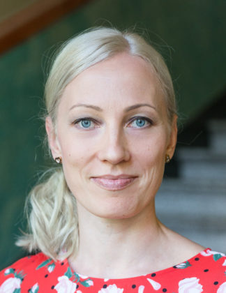 Suunnittelija Anni Henricson.